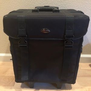 Makeup rolling case (great for makeup artist)!